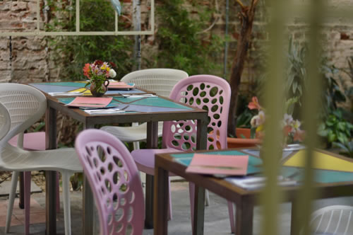 Outdoor seating in a SafeGuard restaurant assembly.