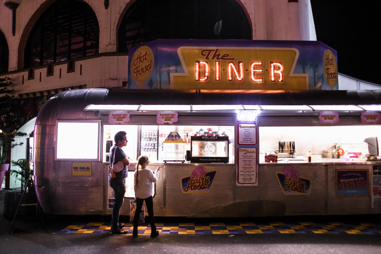 VERY old fashioned diner, but with lot's of rustic charm!